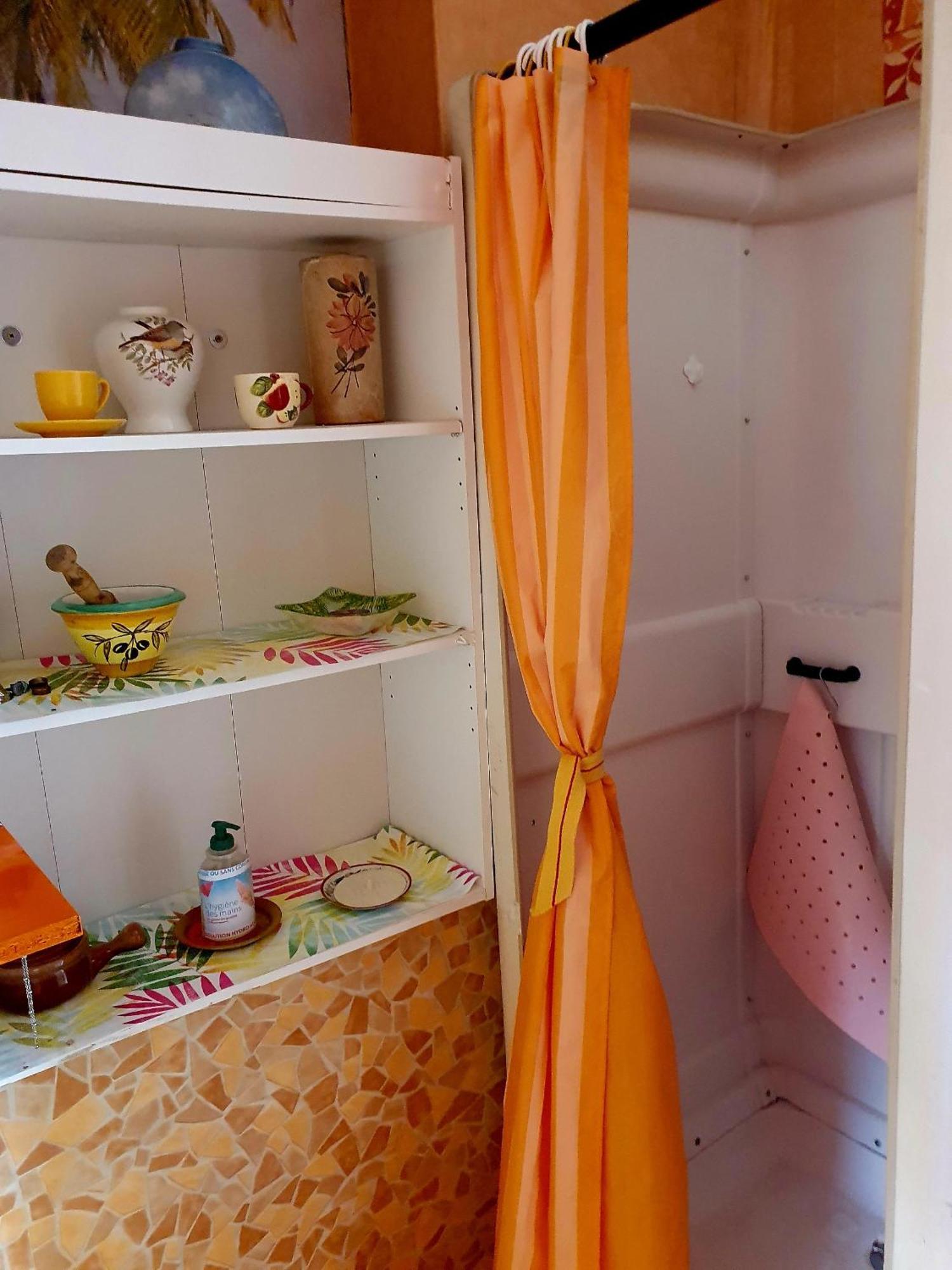 Bed And Breakfast Les Roses Multicolores Du 47 Fumel Εξωτερικό φωτογραφία
