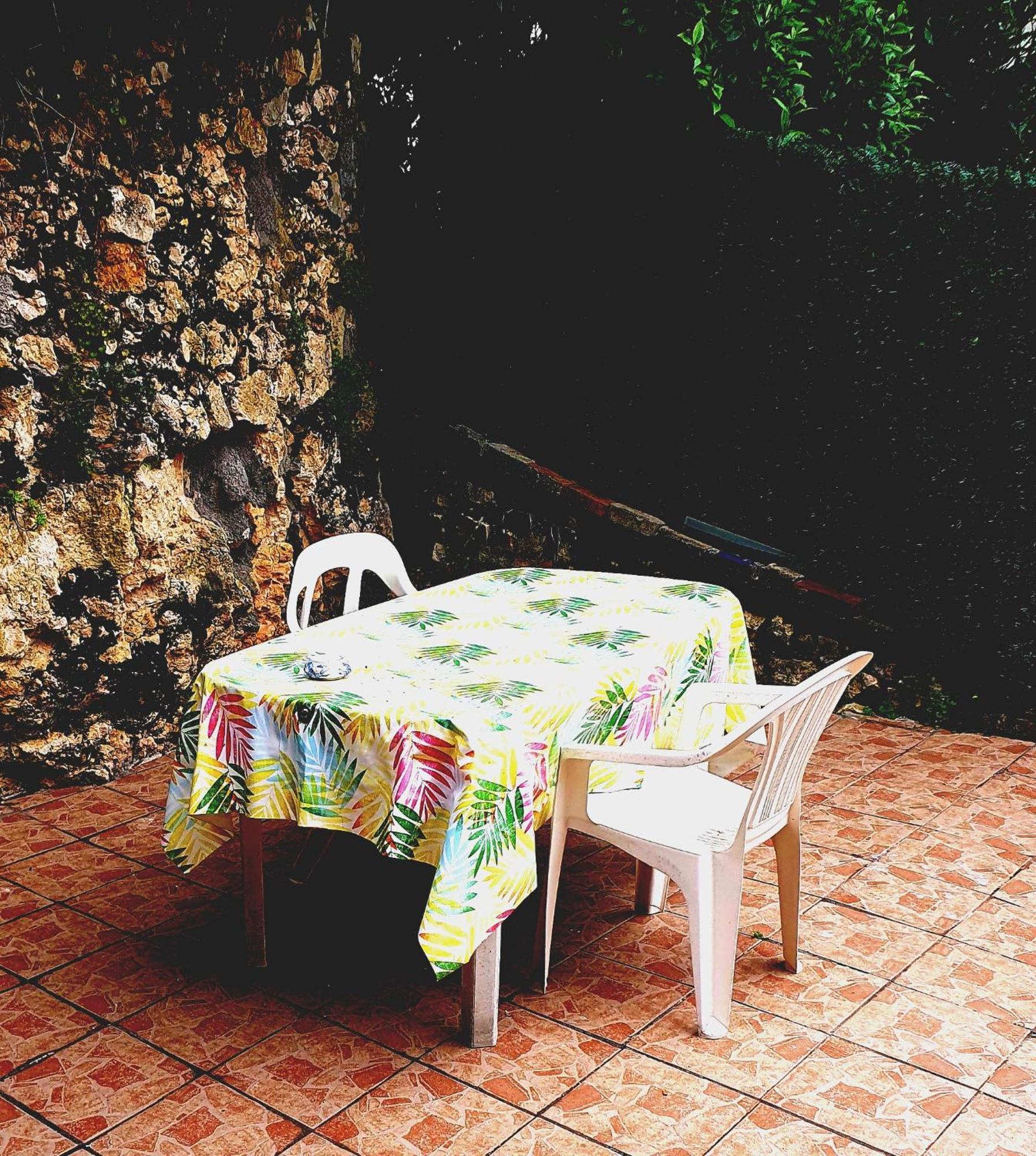 Bed And Breakfast Les Roses Multicolores Du 47 Fumel Εξωτερικό φωτογραφία