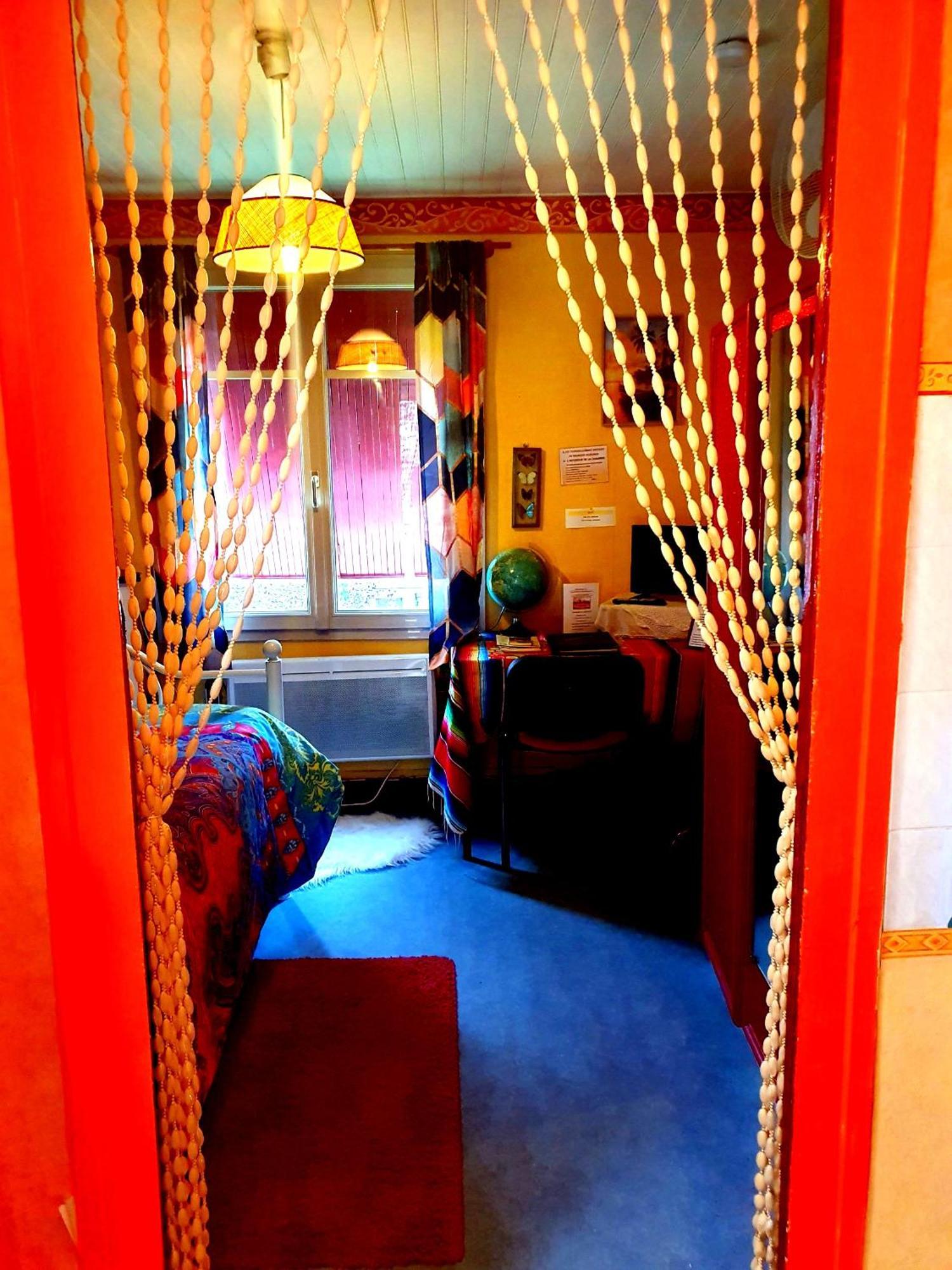 Bed And Breakfast Les Roses Multicolores Du 47 Fumel Εξωτερικό φωτογραφία