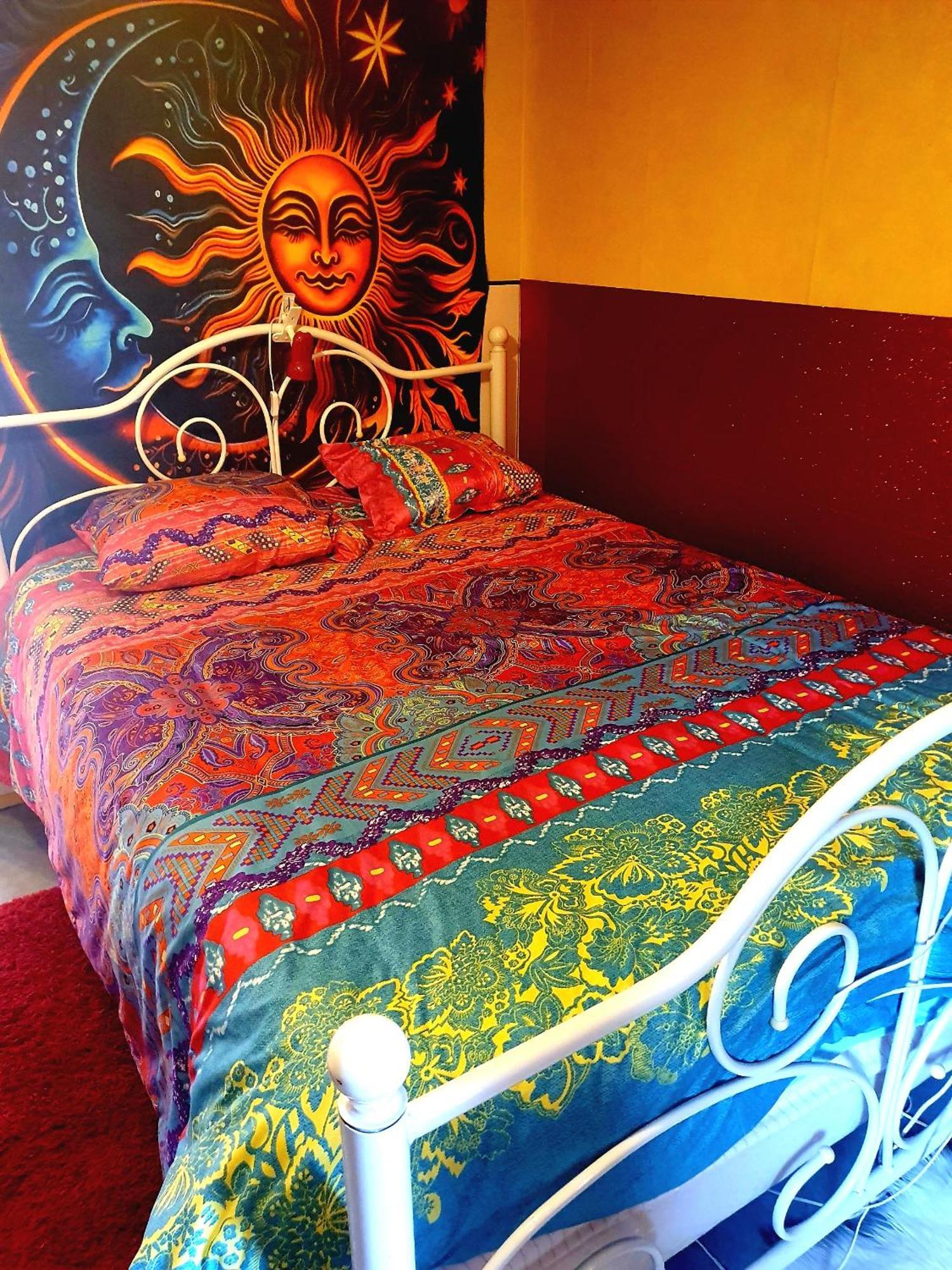 Bed And Breakfast Les Roses Multicolores Du 47 Fumel Εξωτερικό φωτογραφία